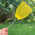 Enoz Fly Swatter, Wire Handled Plastic Fly Swatter, Assorted Colors, 2 Ct (4" L, 5" W, 21" H)