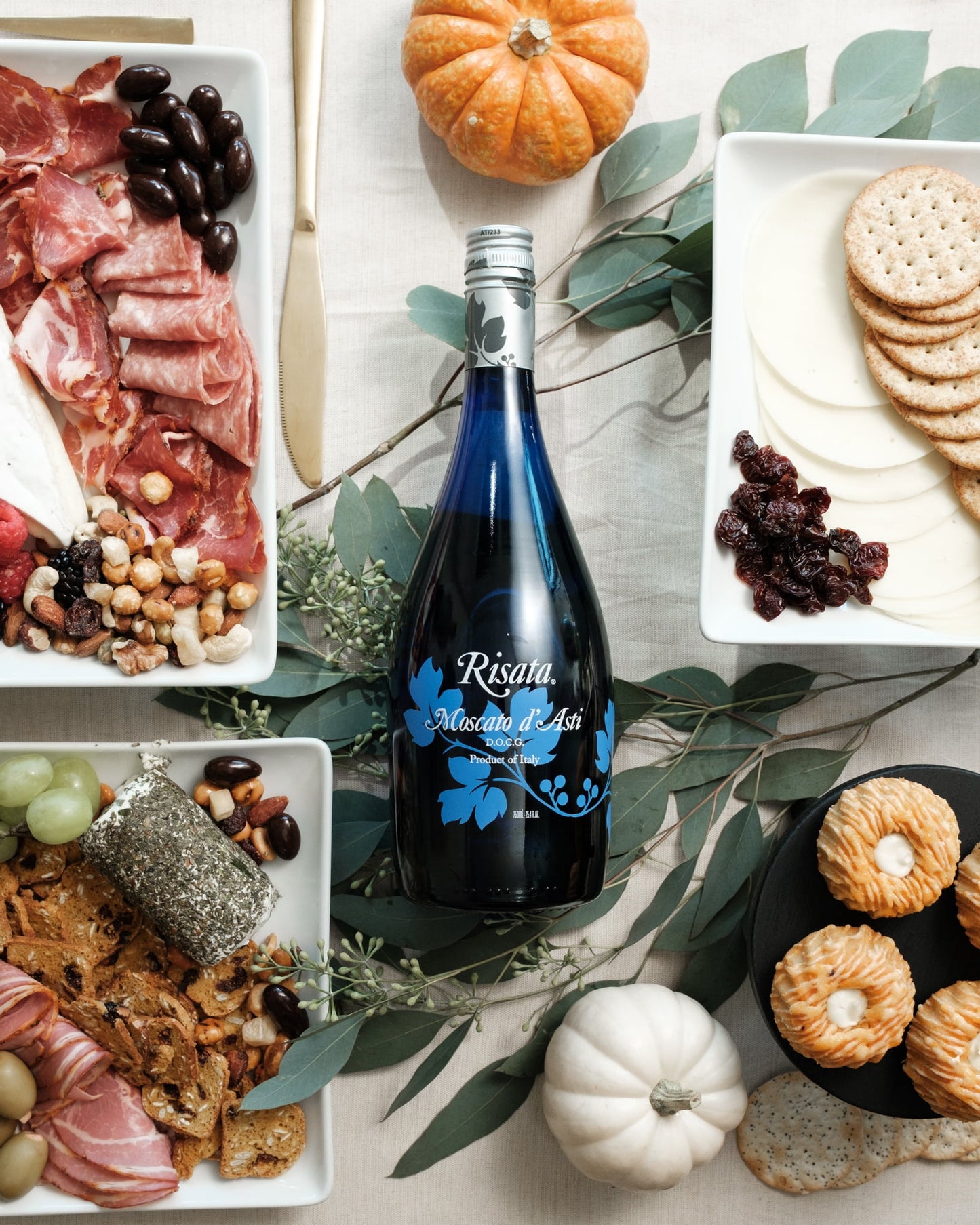 Risata Moscato d'Asti, D.O.C.G., Piedmont Italy, 5.5% ABV, 750ml Glass Bottle, 3 - 240ml Servings