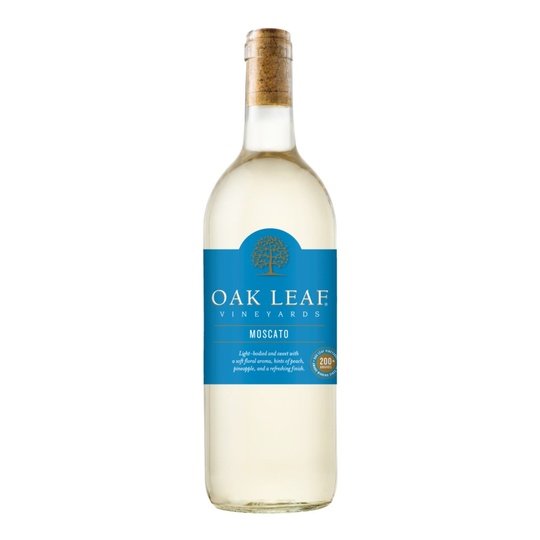 Oak Leaf Vineyards Moscato White Wine, 750 ml Glass, ABV 10.00%