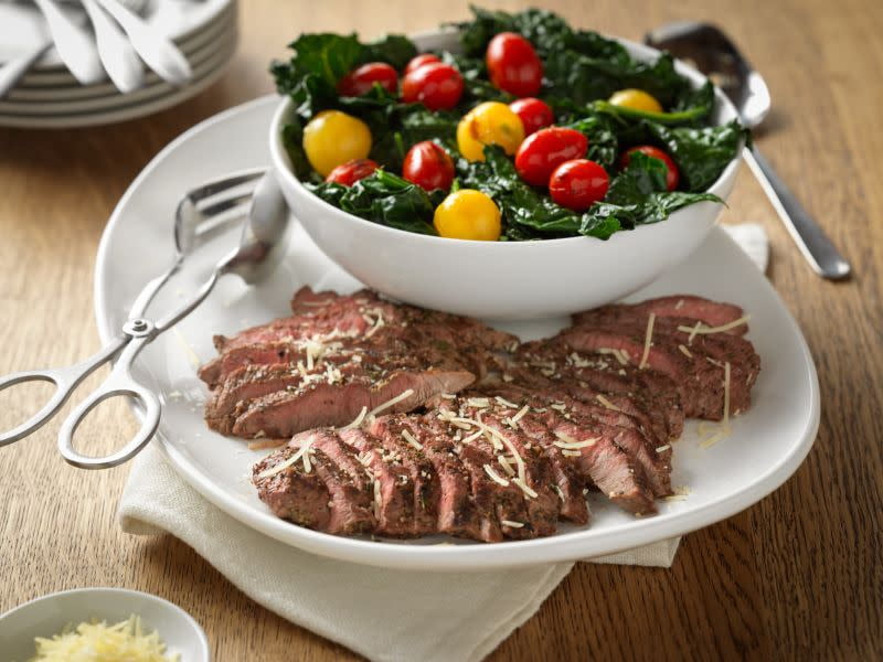Beef Choice Angus Flat Iron Steak, 0.45 - 0.9 lb Tray